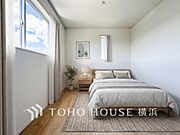 一日の疲れをいやしてくれる寝室。※生成AIによるイメージです。家具・小物は販売価格に含まれません。