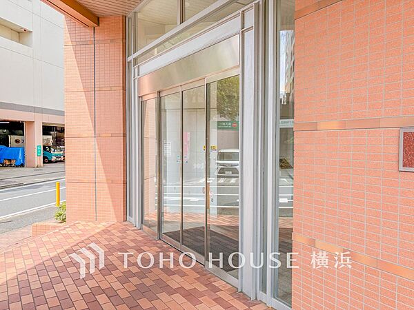 玄関を拡大表示
