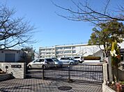 横浜市立庄戸小学校　790m　 