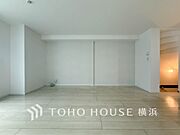 ここはみんなが集い、食事と楽しい会話が始まるスペース。