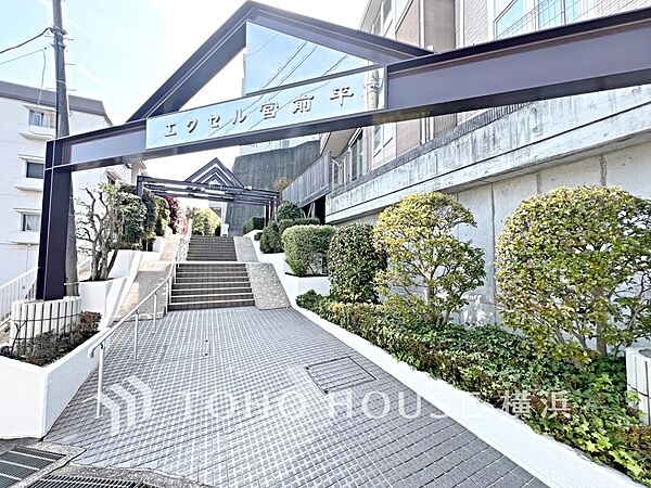 玄関を拡大表示