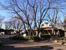 周辺：境之谷公園　850m　こどもログハウスのある公園。施設室内全体がアスレチックになっていて雨の日も楽しく遊べます。 
