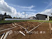 暖かな陽光と爽やかな風がハーモニーを奏でる上質な空間を愉しむ暮らし。（2026年4月撮影）
