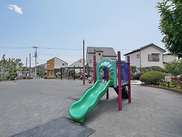 周辺を拡大表示
