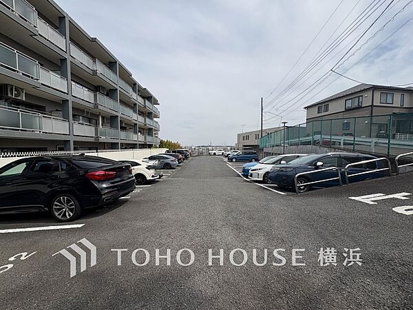 駐車場を拡大表示