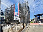 表現された空間は豊かな光と風を纏い、暮らしの時間を豊かにしてくれます。（2026年5月撮影）