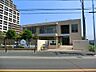 周辺：川崎市立くじ保育園　300m　アットホームな雰囲気の保育園。園庭では子ども達が集い、日常的に異年齢同士関わり合う姿が見られます。 