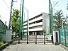 周辺：横浜市立六角橋中学校　550m　徒歩7分。部活などで帰りが遅くなっても安心の距離感です。 