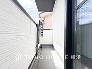 お部屋にも爽やかな風と暖かく柔らかな日差しが差し込み、毎日の暮らしを豊かに彩ります。