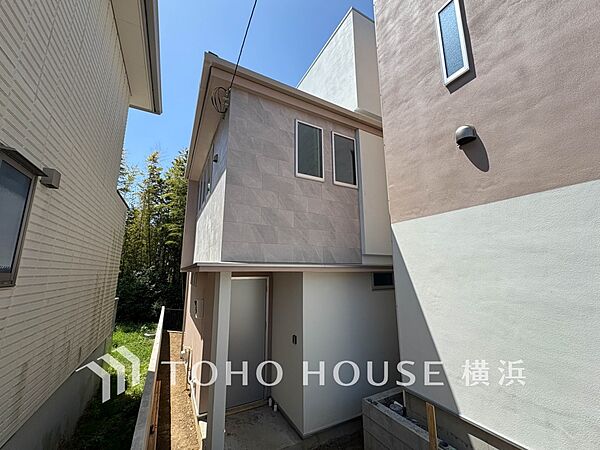 玄関を拡大表示
