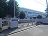 周辺：横浜市立神橋小学校　450m　徒歩6分。小学校が近いのは子育てファミリーにもおすすめのポイント。 