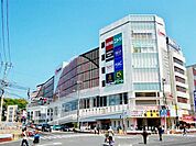 サクラス戸塚　1100m　戸塚駅から徒歩約5分のクリニックも入るショッピングモール。 
