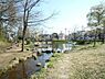 周辺：桜台公園　290m　みどりいっぱいの公園内には、散策路があり散歩が楽しめます。 