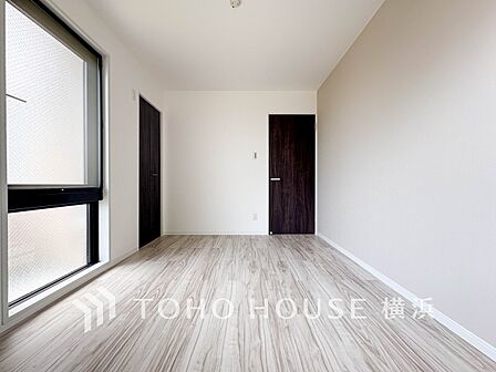 穏やかな寛ぎを届ける上質仕様のゆとりあるお部屋。心豊かにできるプライベート空間。