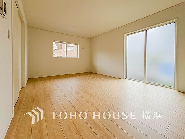 洋室を拡大表示