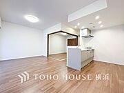 和やかで洗練された空間の演出。寛ぎとコミュニケーションを育む居心地のよい場所。