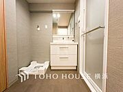 ご家族の1日が始まり、1日の終わりを締めくくる洗面空間。
