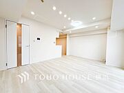 話に夢中になりすぎて、ついつい時を忘れてしまう。そんな束の間の幸せを感じさせてくれる場所。