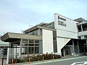 相鉄本線「鶴ヶ峰」駅　4100m　鶴ヶ峰駅直結の商業施設『ココロット』や、風情ある商店街など、お買い物施設も充実しています。   