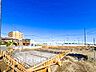 外観：街と住まいが心地よい暮らしを演出します。（2026年7月撮影）