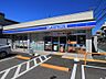 周辺：ローソン横浜東久保町店 　400m　ちょっとした買い物に便利ですね。 