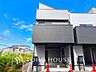 外観：街並み全体のデザインへの拘りと充実した設備はきっとご満足いただける筈。