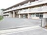 周辺：横浜市立中山中学校　1600m　徒歩20分。中学生の体力づくりにはぴったりの距離かもしれませんね。 