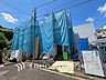 玄関：お住まいの顔となる玄関。住まう方のプライドを満たすクオリティを備えています。（2026年7月撮影）