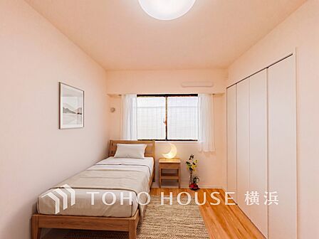 穏やかな寛ぎを届けるお部屋。※生成AIによるイメージです。家具・小物は販売価格に含まれません。
