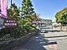 周辺：横浜市立別所小学校　800m　徒歩10分。小学校が近いのは子育てファミリーにもおすすめのポイントです。 