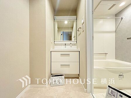 ご家族の1日が始まり、1日の終わりを締めくくる洗面空間。