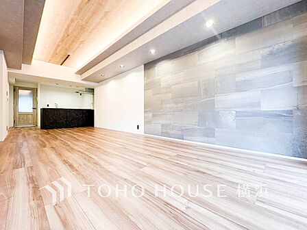 家族と過ごす時間を大切にしたい方にぴったりの明るくゆとりある住空間です。