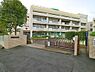 周辺：横浜市立錦台中学校　1100m　徒歩14分。部活などで帰りが遅くなっても安心の距離です。 