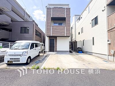 外観：表現された空間は豊かな光と風を纏い、暮らしの時間を豊かにしてくれます。