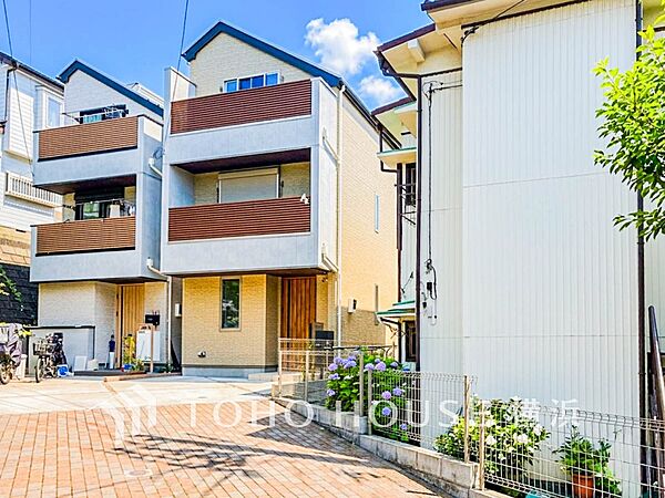玄関を拡大表示
