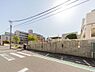 周辺：横浜市しろばら保育園　350m　やさしく・たくましく・げんきなこを目指して日々楽しく遊びながら学んでいます。 