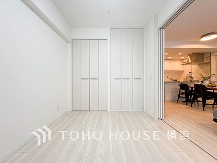 穏やかな寛ぎを届ける上質仕様のゆとりあるお部屋。心豊かにできるプライベート空間。
