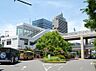周辺：JR横須賀線・湘南新宿ライン「東戸塚」駅　2100m　JR横須賀線、湘南新宿ラインが利用できます。「横浜」駅へ約9分、「品川」駅へ約32分。 