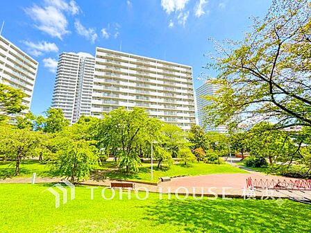 時間のゆとりと空間、爽やかな陽光がもたらす光と風を贅沢なまでに感じる暮らしが始まります。