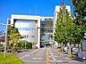 周辺：横浜市泉区役所　1100m　 お引越し後の申請や手続きなど、ご利用されることも多い区役所。 