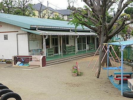 山手保育園　210m　山手保育園では、地域の親子にも開放しています！夏はプールを開放しています。 