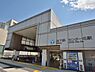 周辺：横浜市営地下鉄ブルーライン「センター北」駅　400m　横浜駅までの所要時間は約24分。地元の人には「セン北」の愛称で親しまれています。 