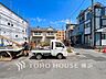 外観：街と住まいが心地よい暮らしを演出します。（2026年9月撮影）
