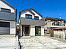 玄関：お住まいの顔となる玄関。住まう方のプライドを満たすクオリティを備えています。 