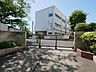 周辺：横浜市立汲沢小学校　110m　徒歩2分。小学校が近いのは子育てファミリーにもおすすめのポイントです。 