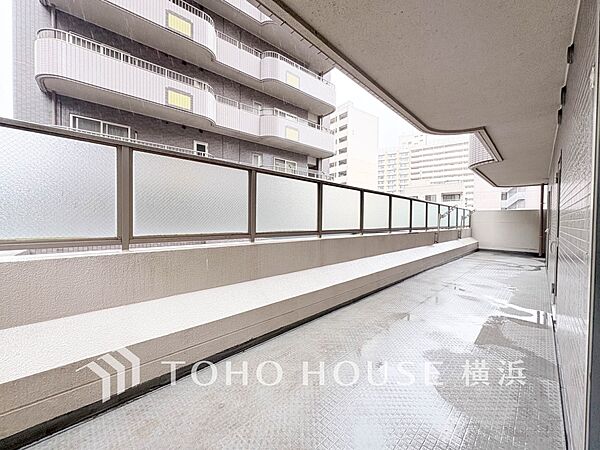 バルコニーを拡大表示