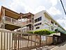 周辺：横浜市立田奈中学校　850m　徒歩11分。部活などで帰りが遅くなっても安心の距離です。 
