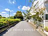 外観：永住の地にふさわしい利便性と住環境を兼ね備えたお住まい。