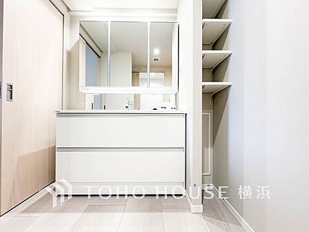 一日の始まりと終わりを心地よく演出してくれる、多彩な機能が備えられたパウダールーム。
