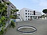 周辺：横浜市中希望が丘保育園　290m　平成22年に園舎の全面建替を実施し、バリアフリーで機能的、明るく現代的な保育環境。 